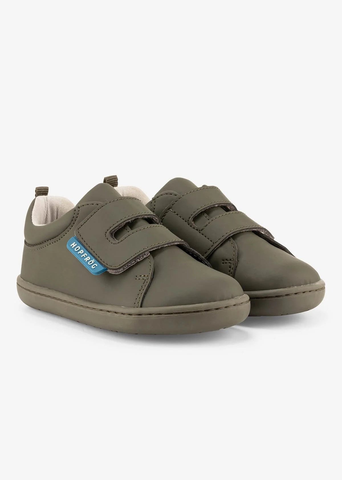 barfotaskor med bred tåbox